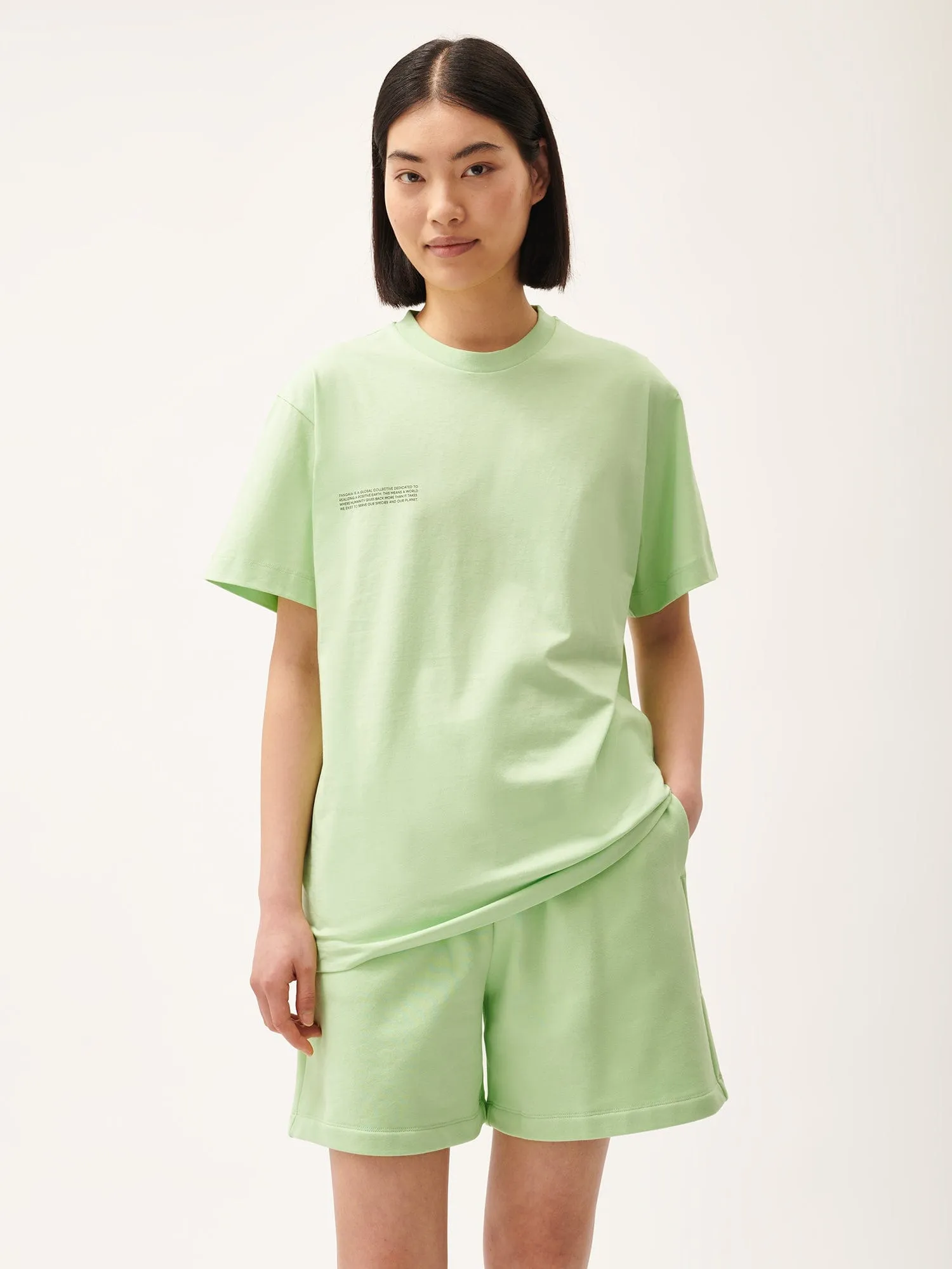 365 Midweight T-Shirt—fennel green