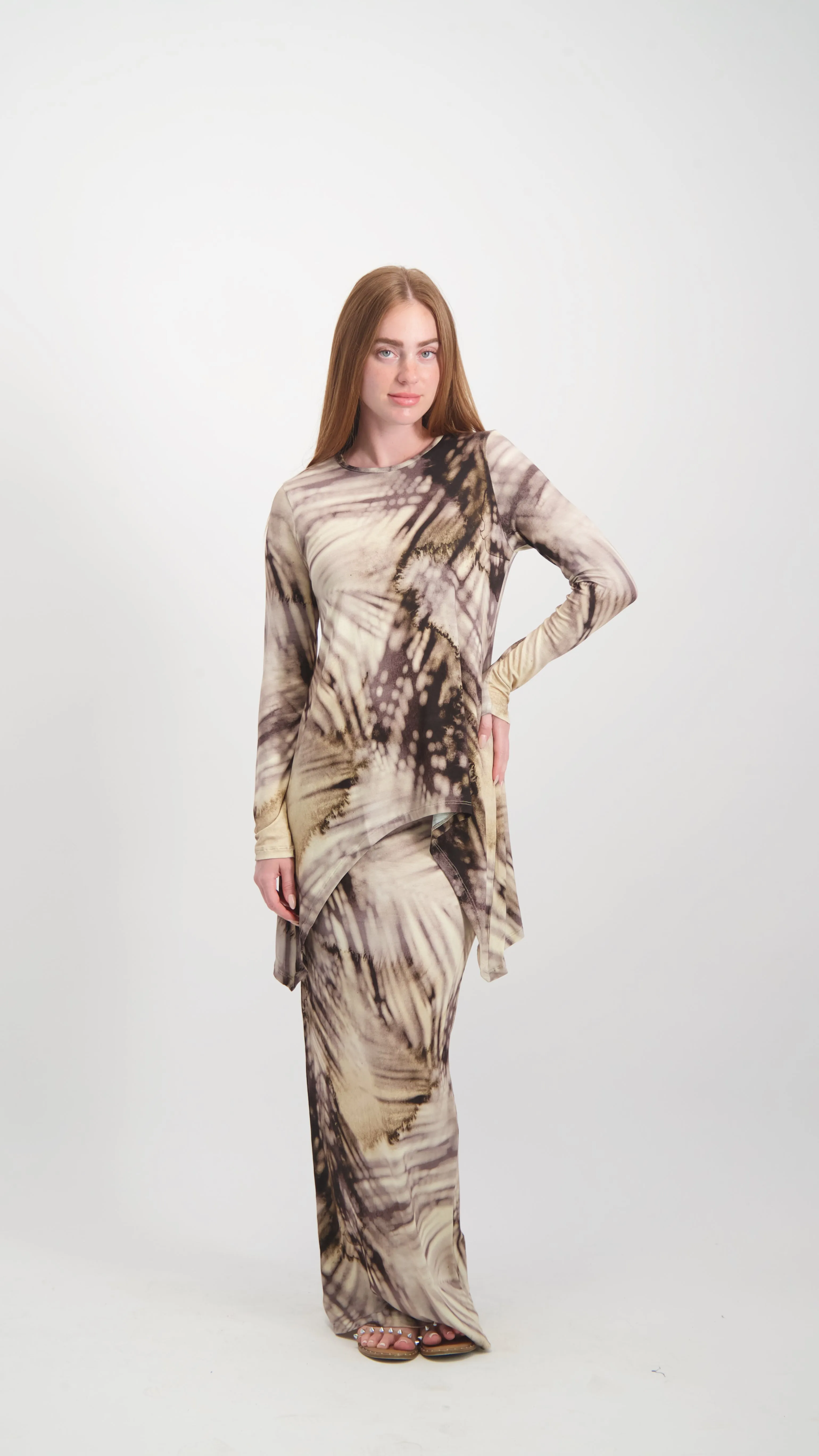 Asymmetric T-shirt / Black Tie Dye