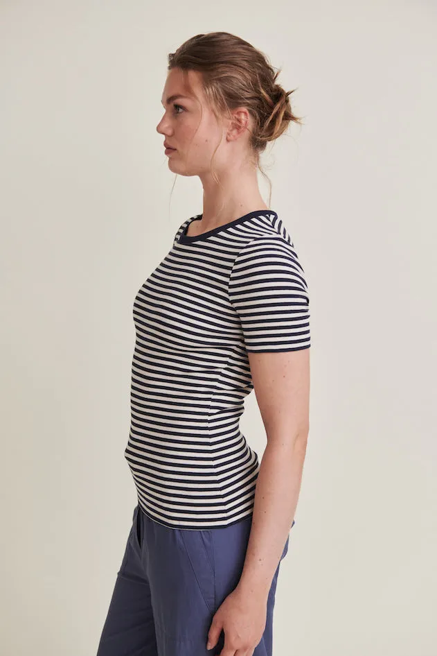 BASIC APPAREL Ludmilla O-neck T-shirt birch navy women