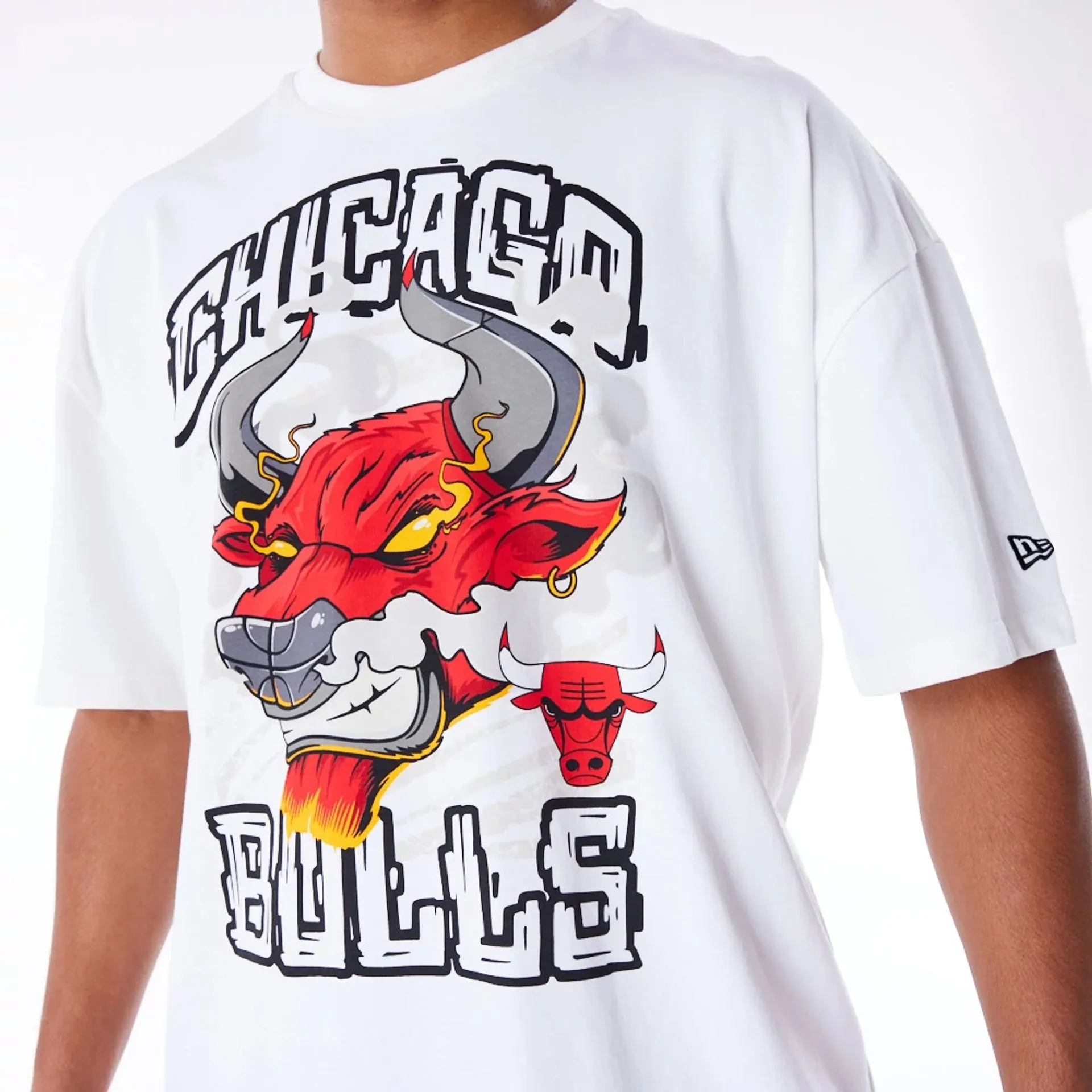 Chicago Bulls Graphic White Drop Shoulder T-Shirt