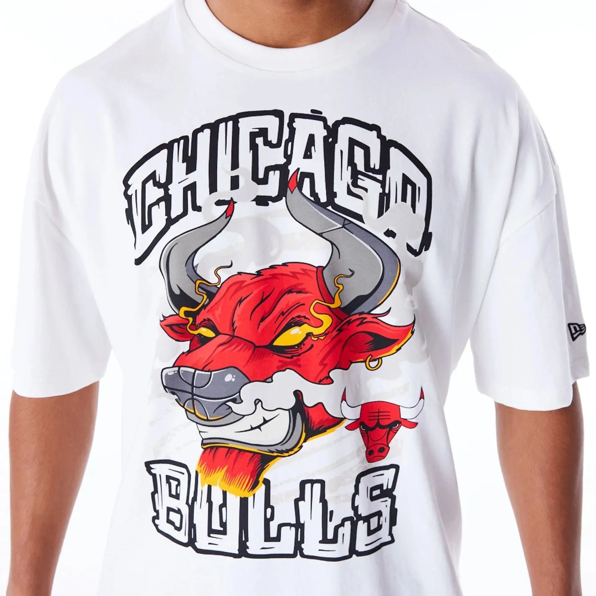 Chicago Bulls Graphic White Drop Shoulder T-Shirt