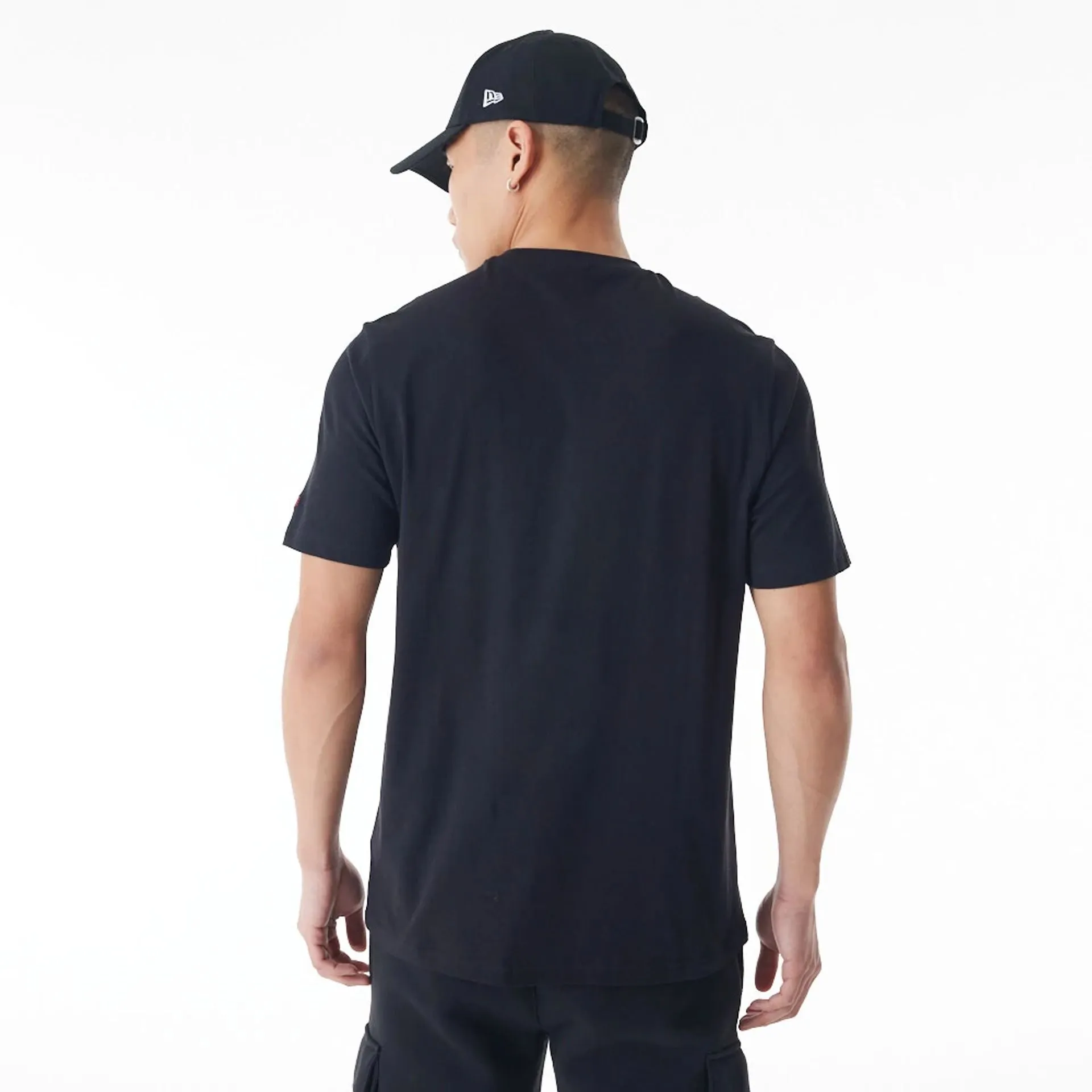 Chicago Bulls NBA Logo Graphic Black T-Shirt