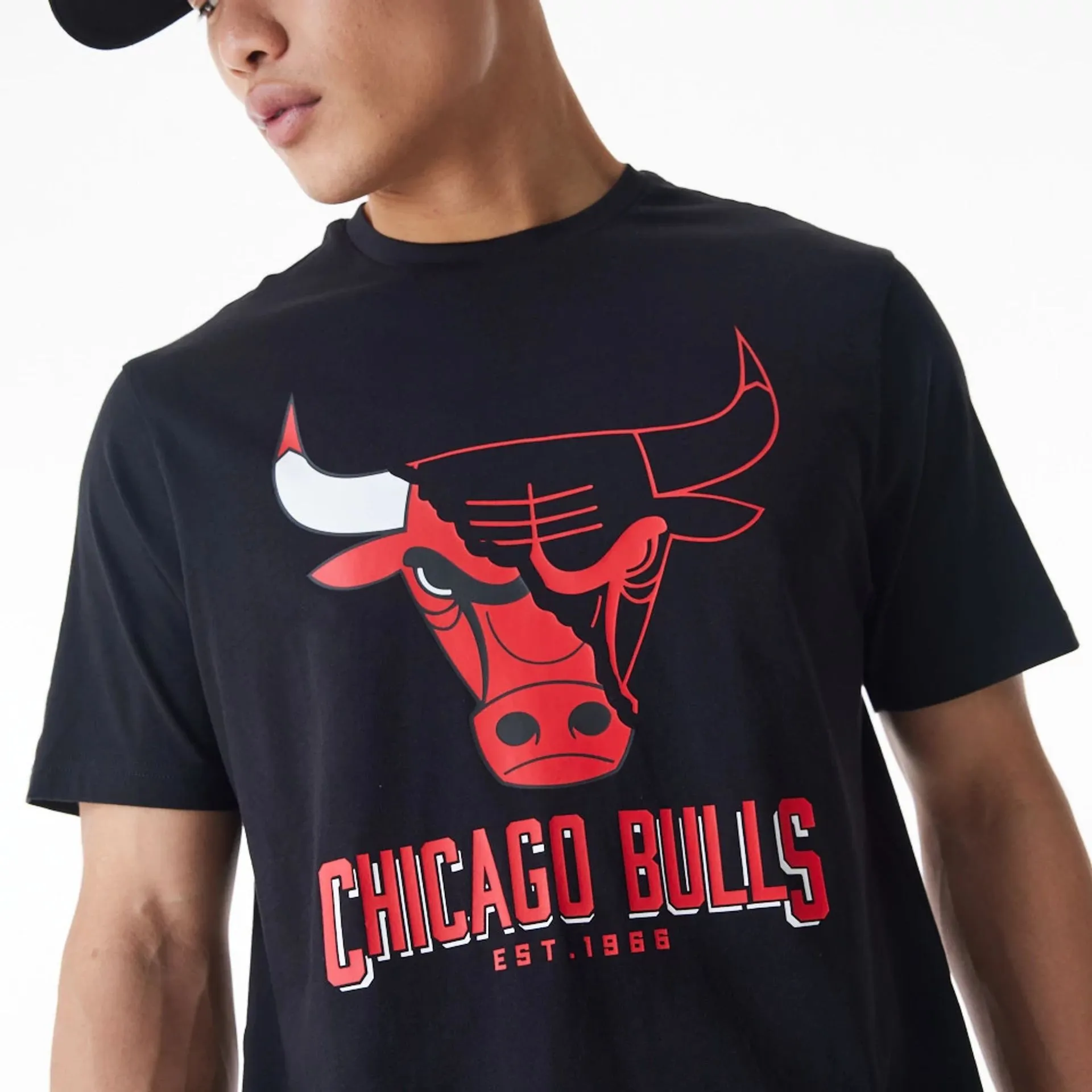 Chicago Bulls NBA Logo Graphic Black T-Shirt