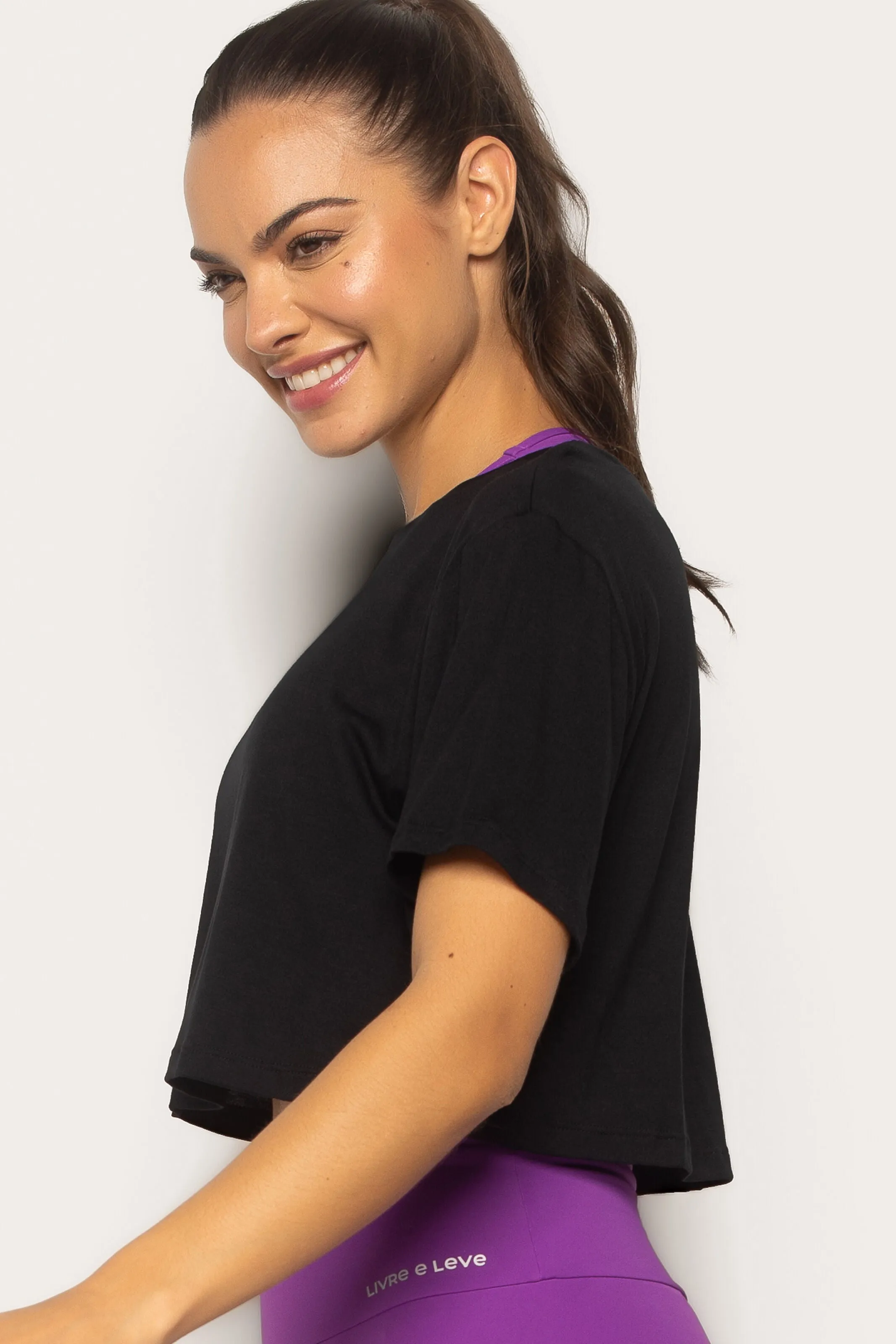 Cropped T-Shirt Preto