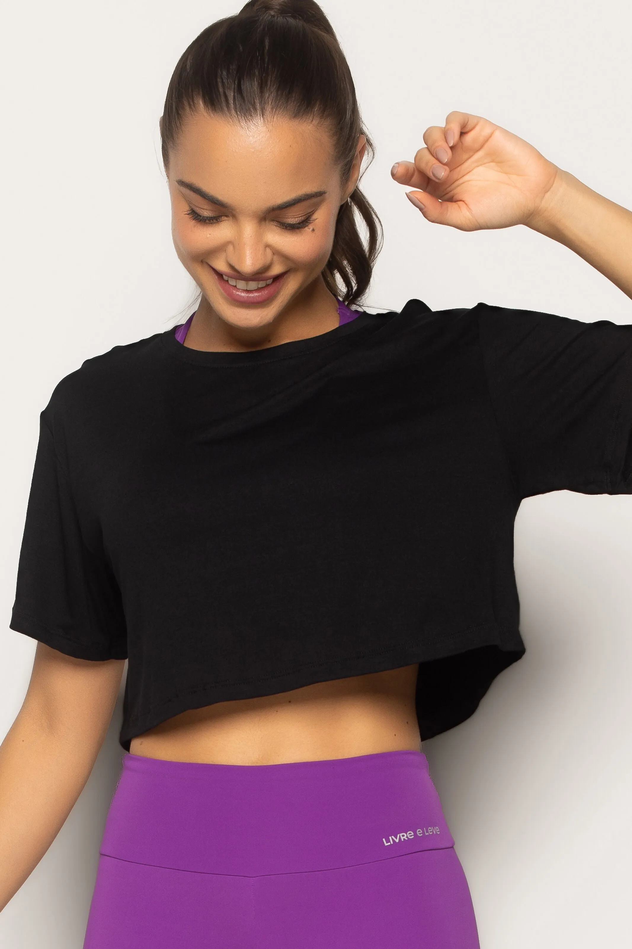 Cropped T-Shirt Preto