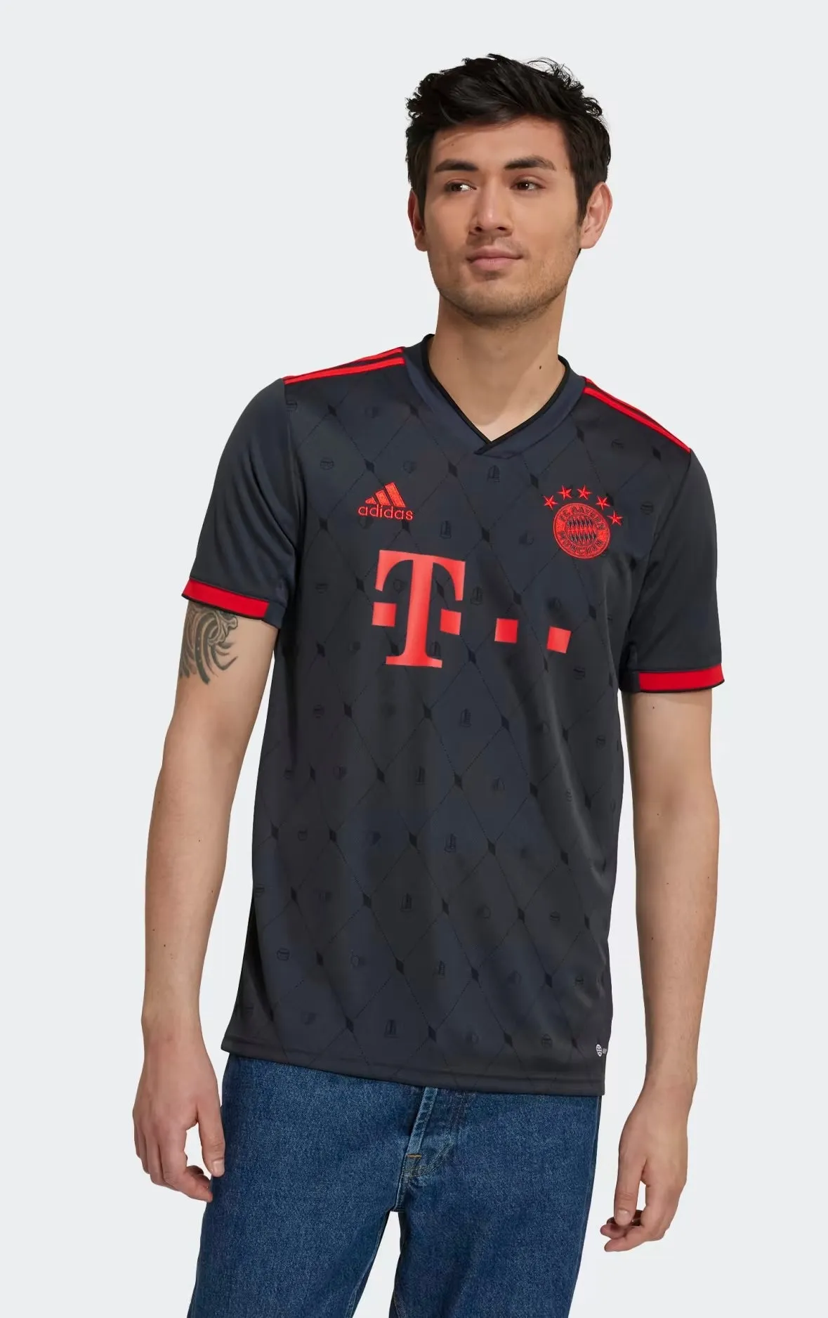 FC BAYERN 22/23 THIRD JERSEY H39907