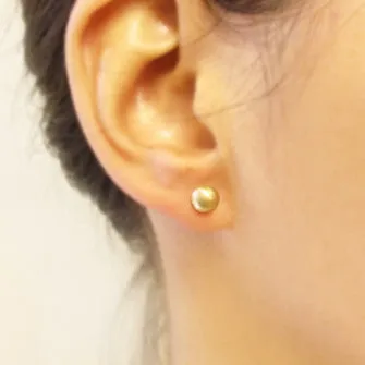 <!--ER581-->medium bubble stud earrings