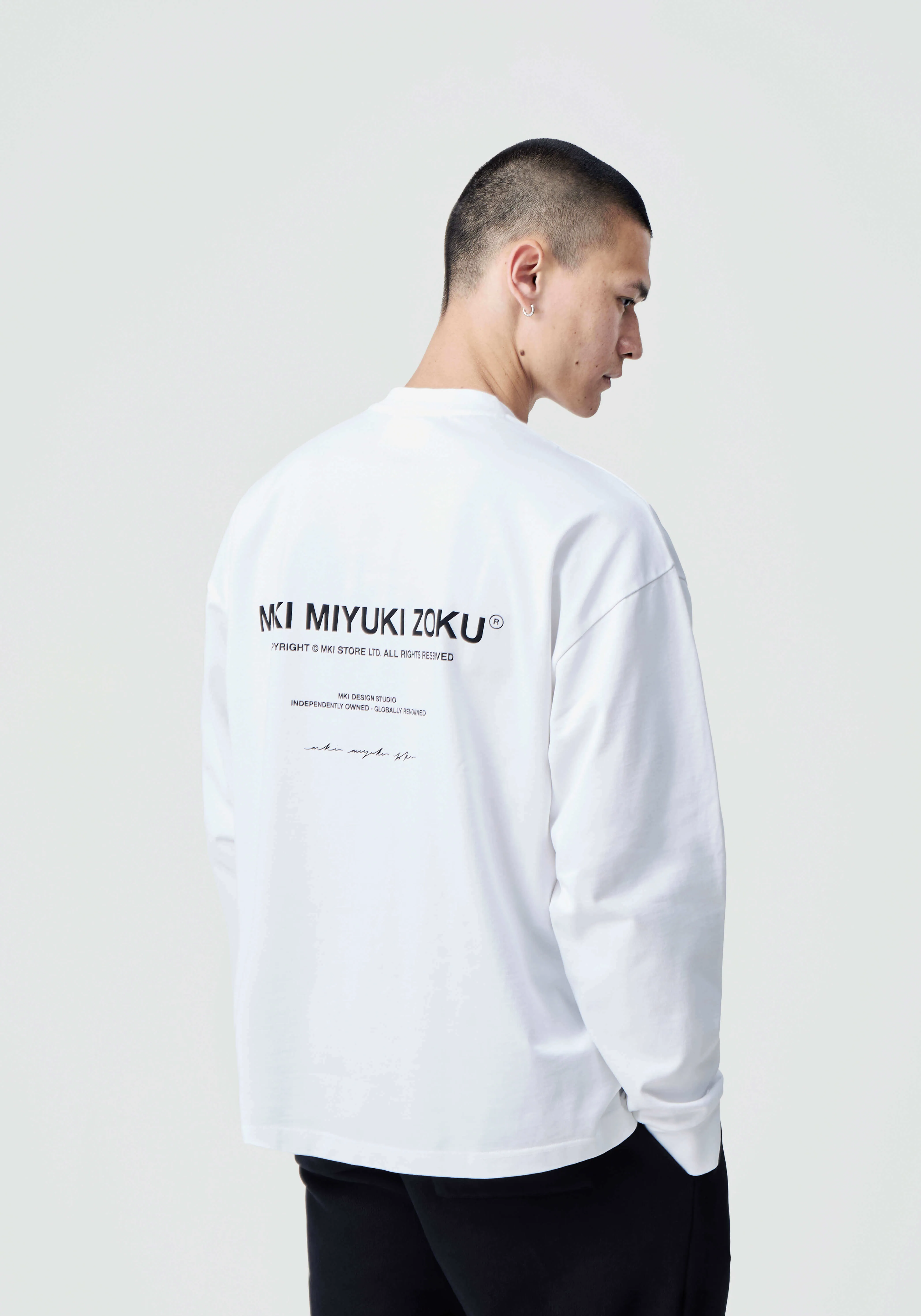 MKI DESIGN STUDIO LONGSLEEVE T-SHIRT