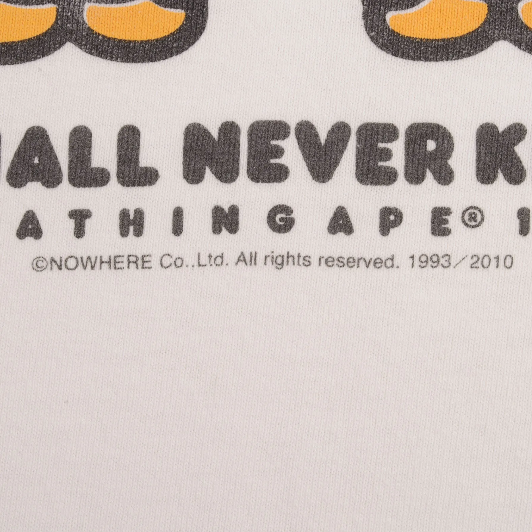 VINTAGE BAPE APE BABY MILO SHALL NEVER KILL APE  TEE SHIRT MEDIUM MADE IN JAPAN