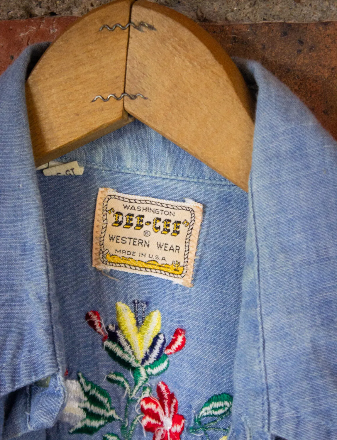 Vintage Dee Cee Floral Embroidered Denim Pearl Snap Shirt 70s Large