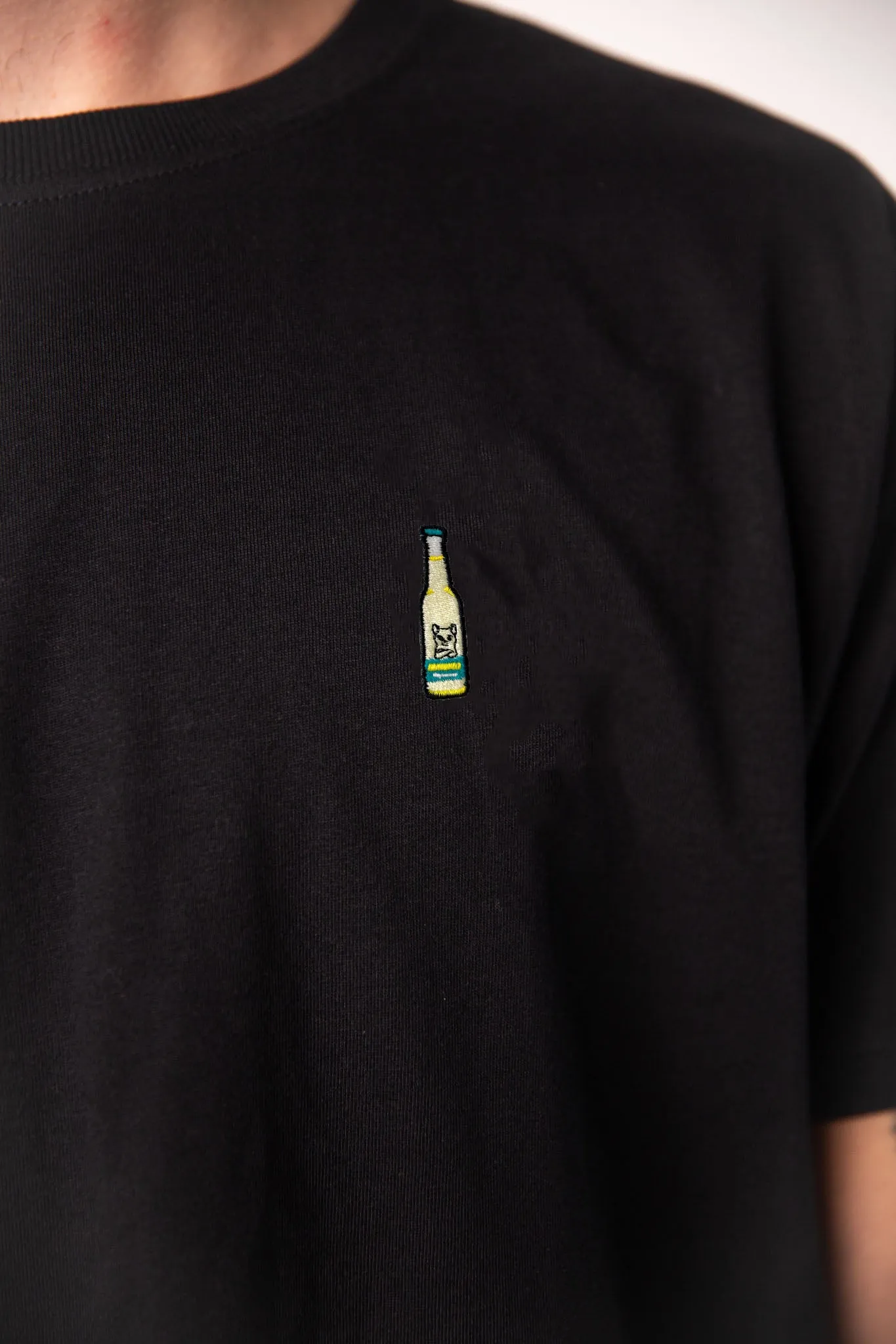 WINZZ Weinschorle  | Besticktes Männer Bio Baumwoll T-Shirt
